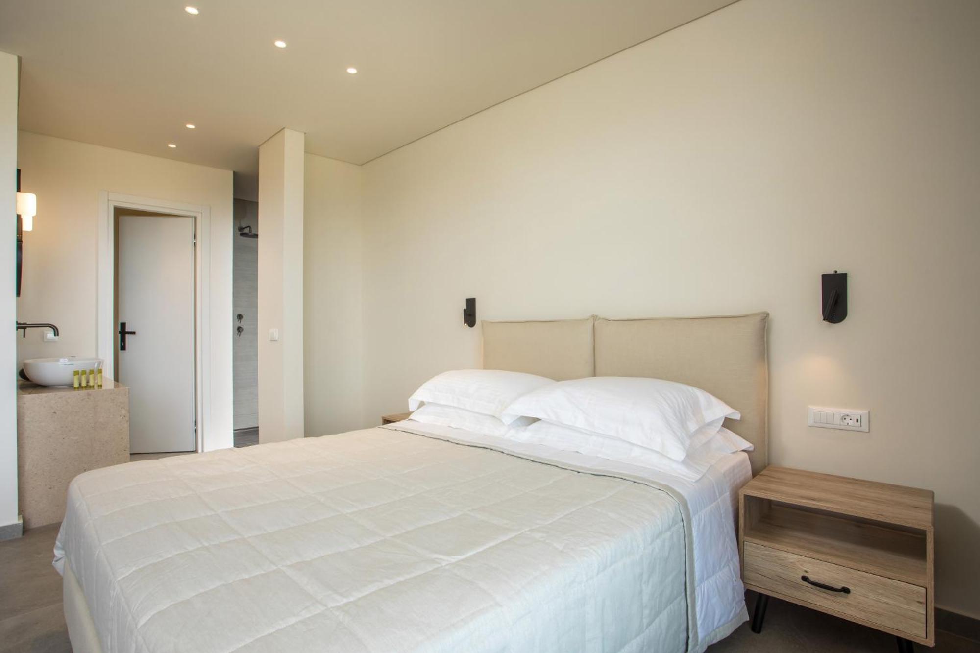 Aethrion Villas & Suites 겐나디 외부 사진
